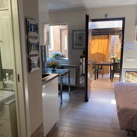Condotti Apartment Рим Экстерьер фото