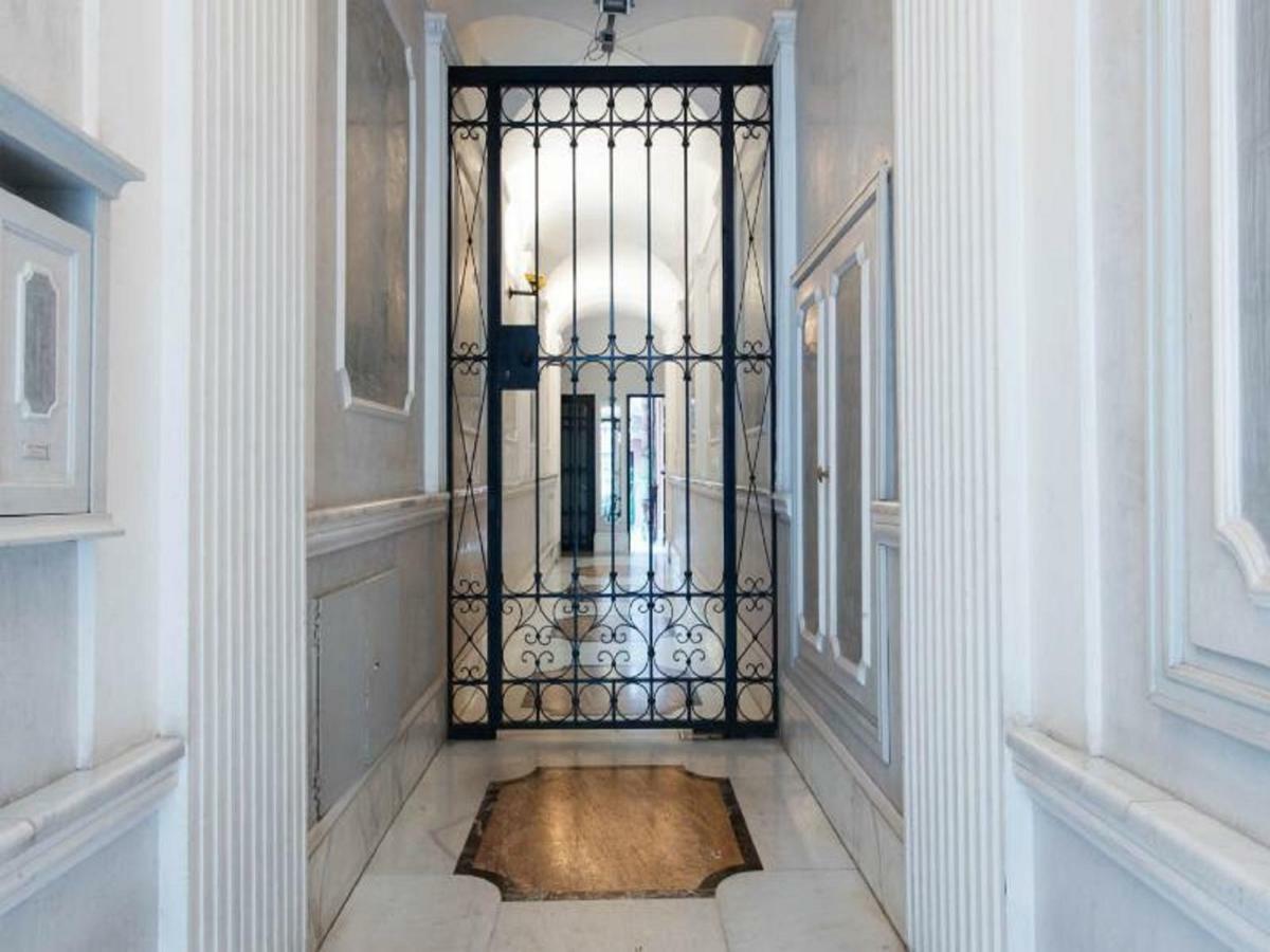 Condotti Apartment Рим Экстерьер фото